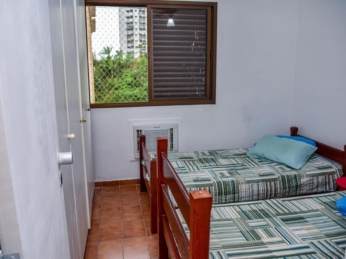 Flat C Varanda Na Praia De Pitangueiras-guaruja Sp *