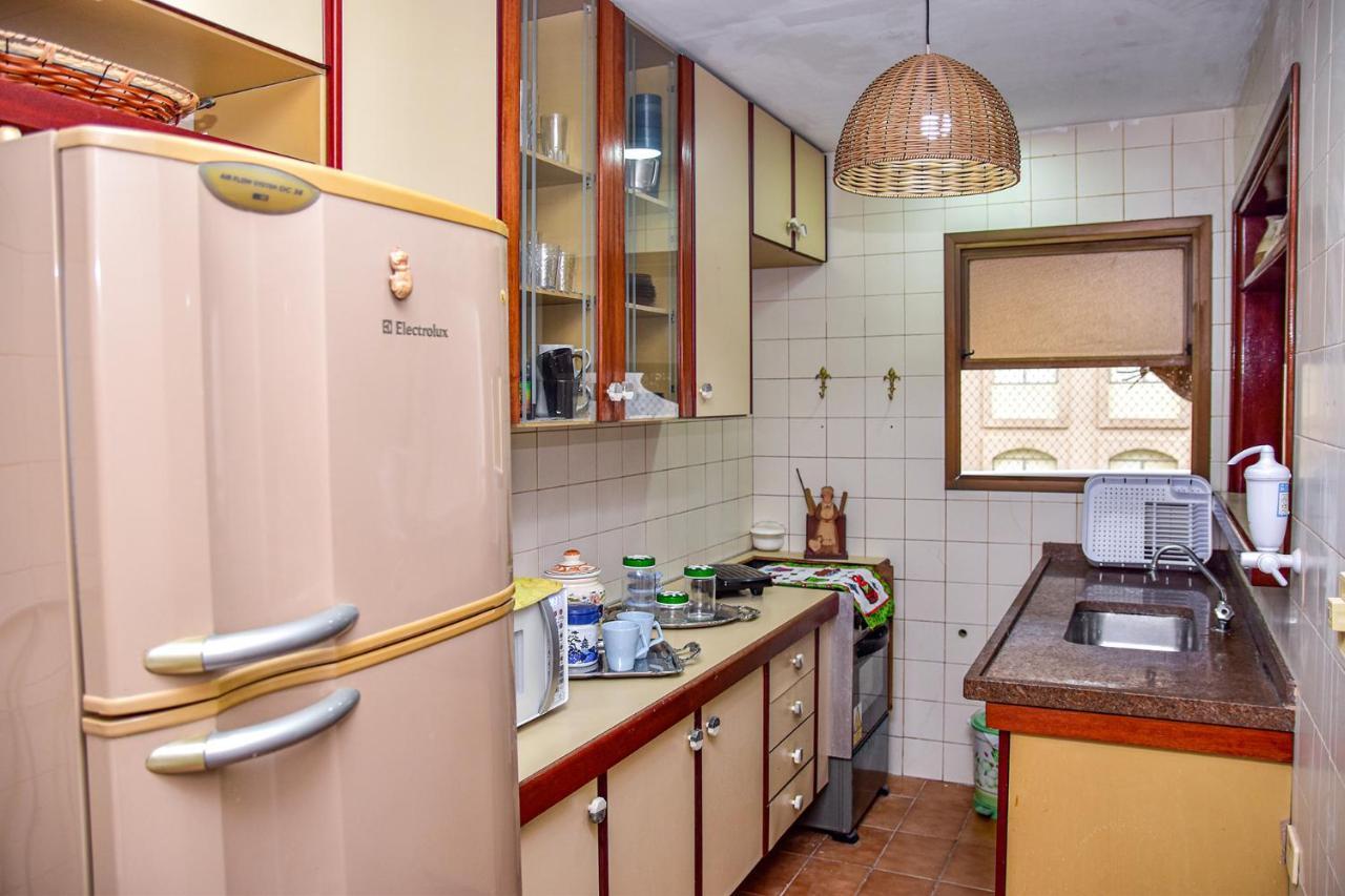 Apartment Flat C Varanda Na Praia De Pitangueiras-guaruja Sp *